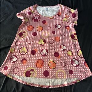 LulaRoe Minnie Mouse shirt